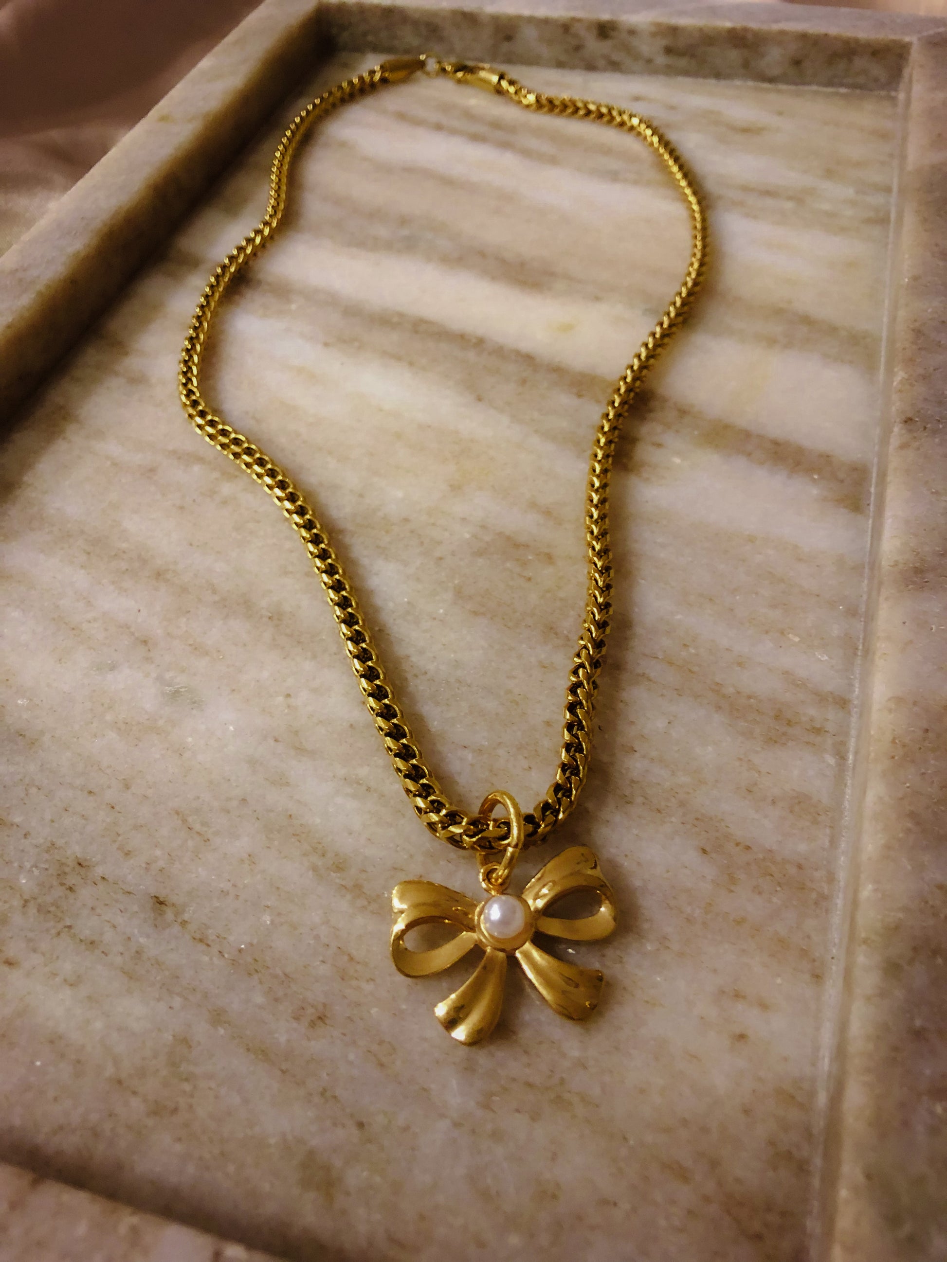 Little Bow Necklace 